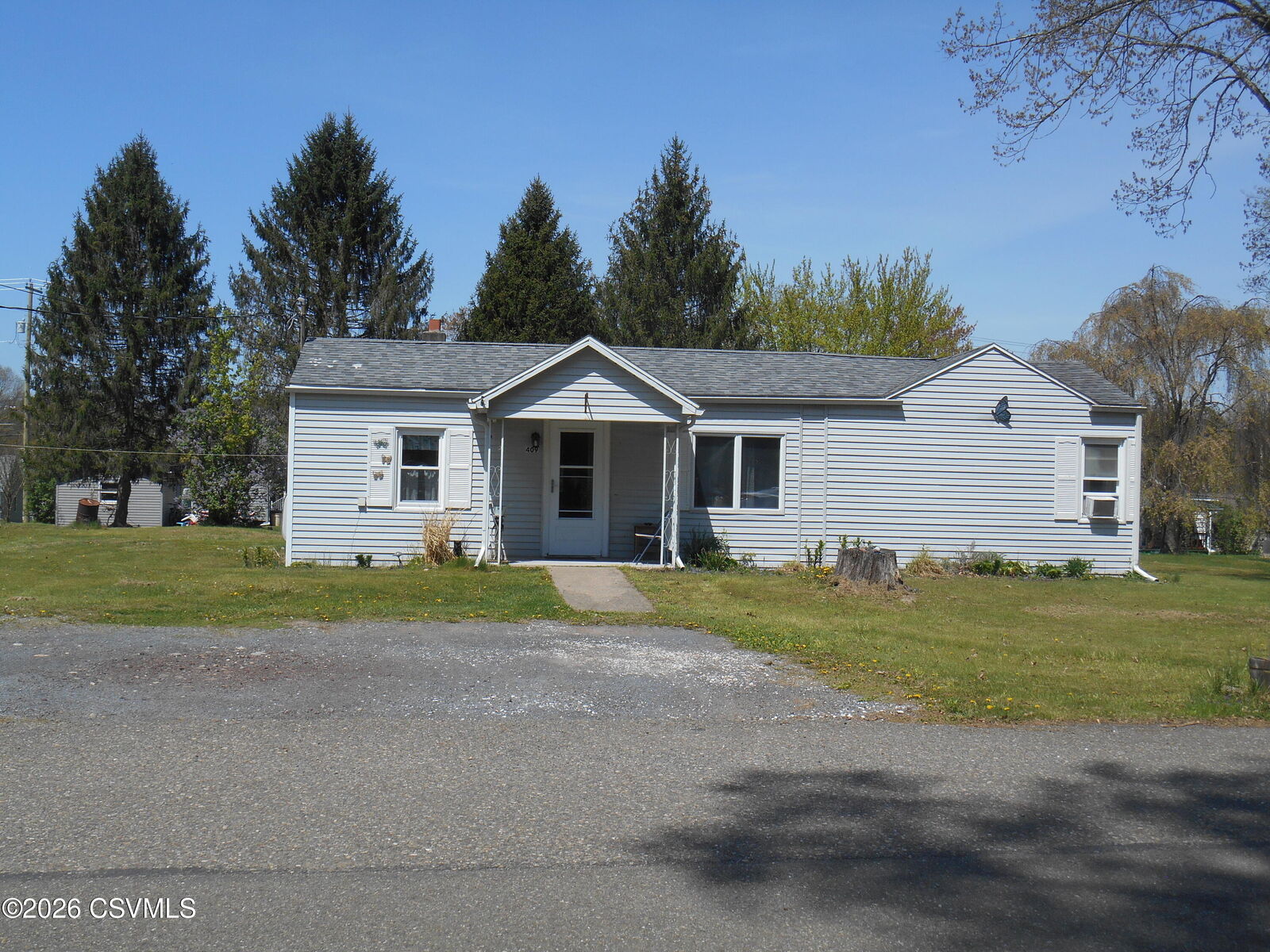 Property Photo:  409 E 4th Street  PA 18631 