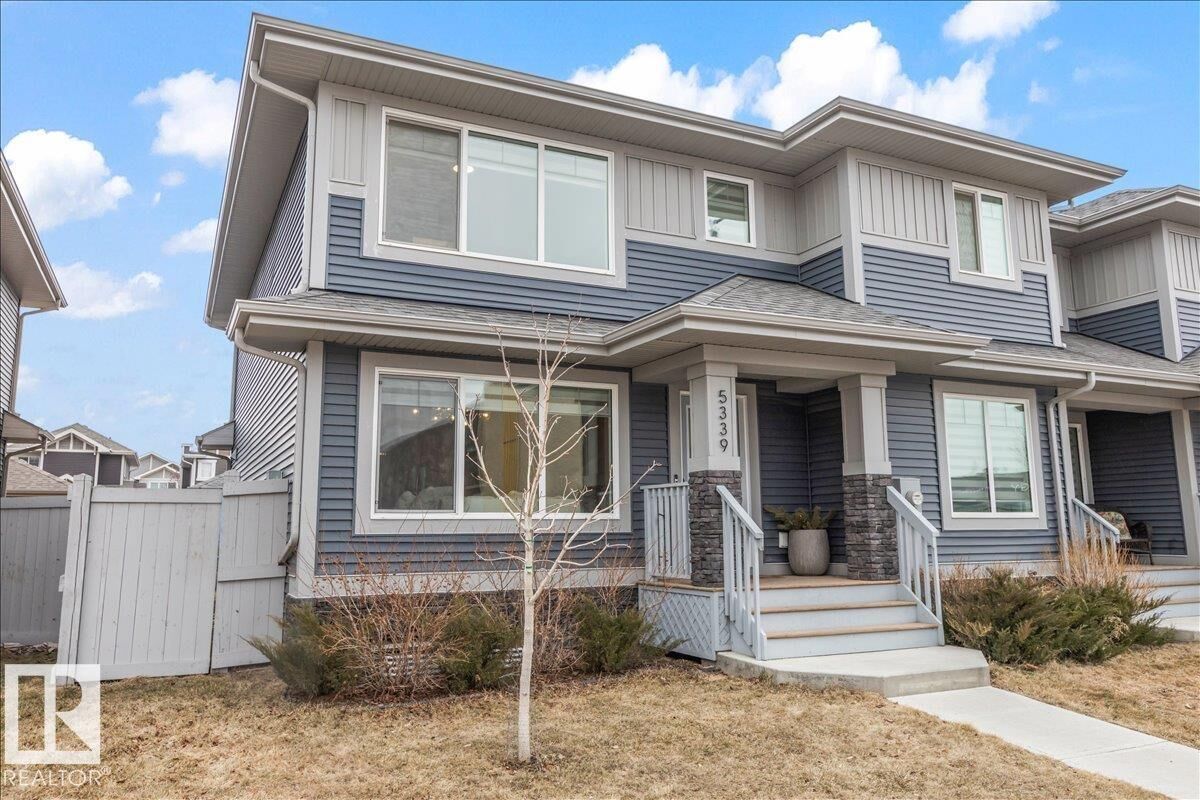 Property Photo:  5339 Admiral Girouard Street NW  AB T5E 6X5 