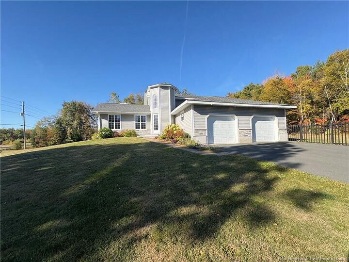 1 Silverwood Drive — photo 1