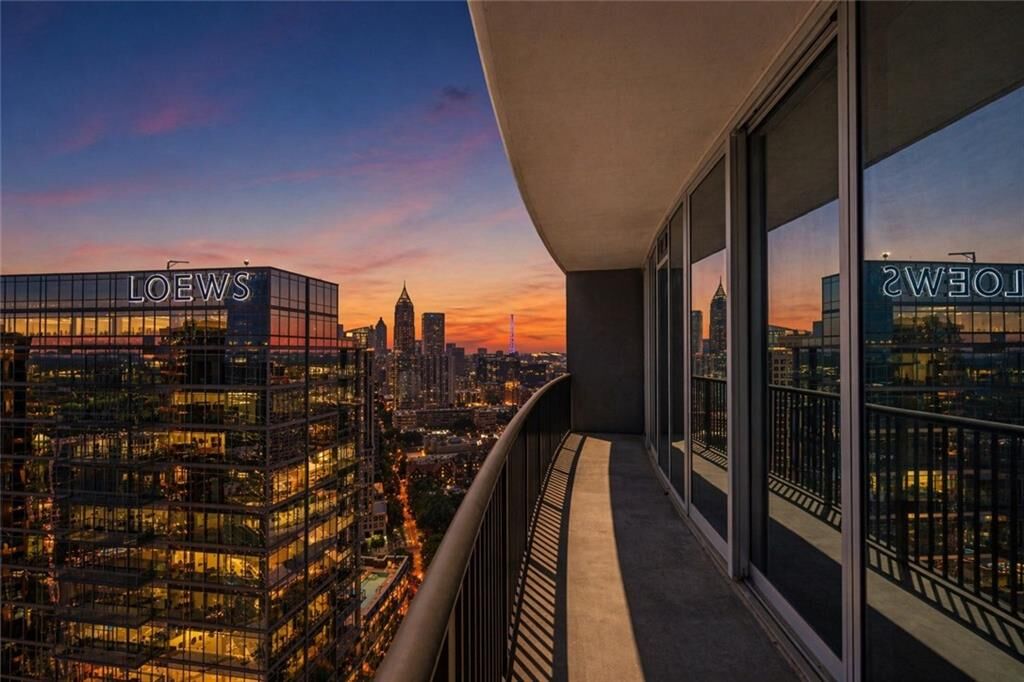 Property Photo:  1080 Peachtree Street NE 3304  GA 30309 