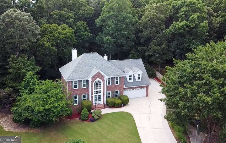 Property Photo:  1858 De Winton Place  GA 30043 