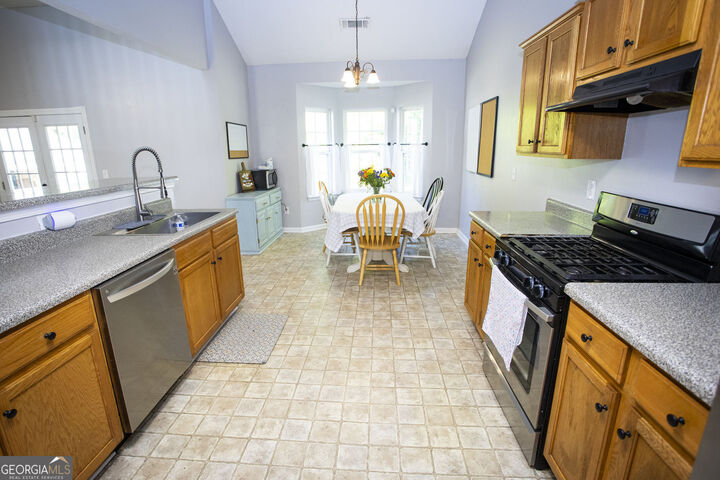 Property Photo:  306 Old Gettysburg Way  GA 30157 