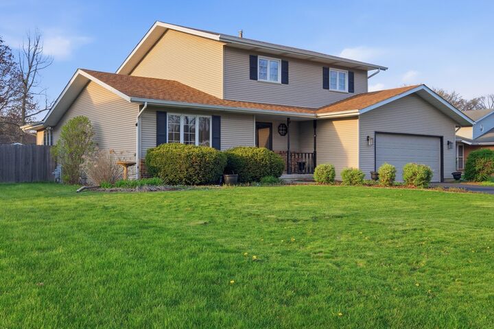 Property Photo:  1000 Brooke Lane  IN 46375 