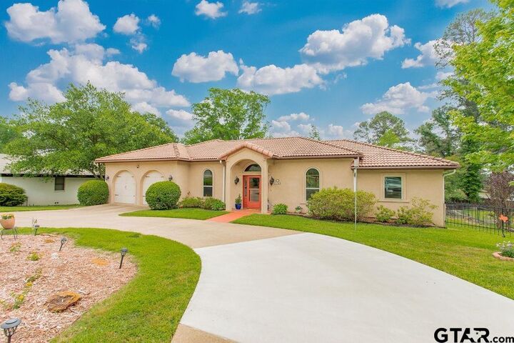 Property Photo: 1363 Bridle Path Lane TX 75771