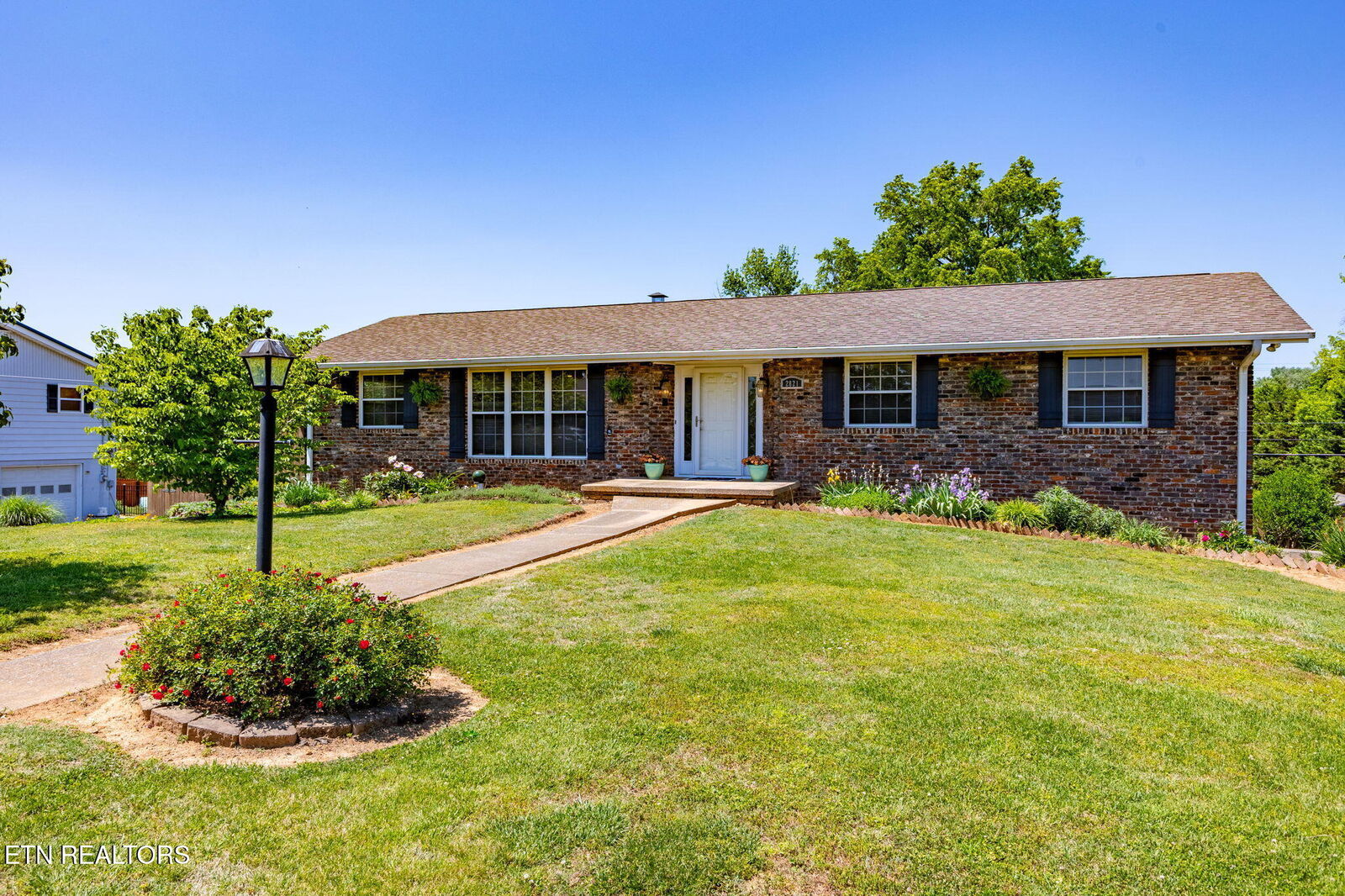 Property Photo: 2821 Staffordshire Blvd TN 37849