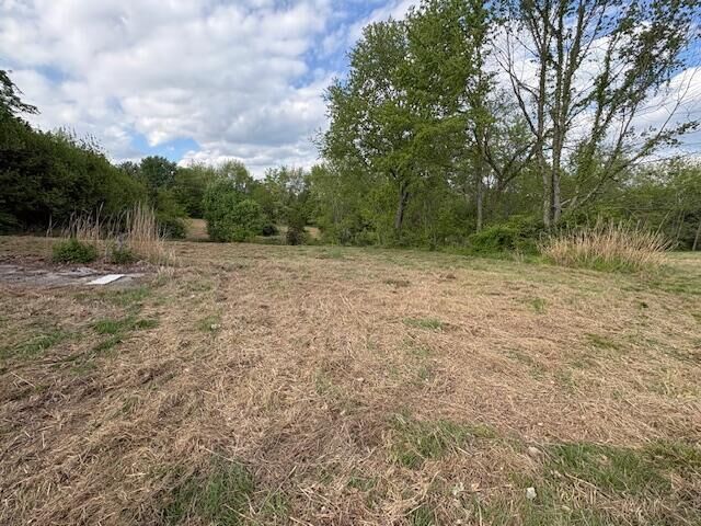 Property Photo:  600 Scott Pike  KY 40076 