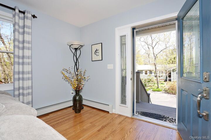 Property Photo:  10 Park Avenue  NY 10925 