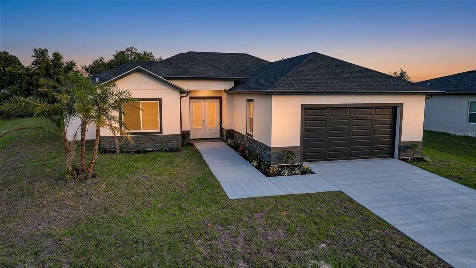 Property Photo: 328 San Ambrosio Street FL 33983