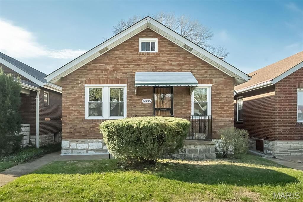 Property Photo: 5336 Chippewa Street MO 63109