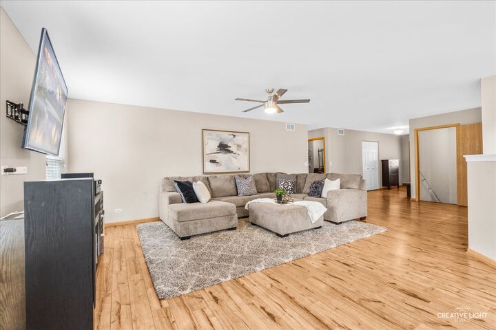 Property Photo:  2772 Cranston Circle  IL 60560 