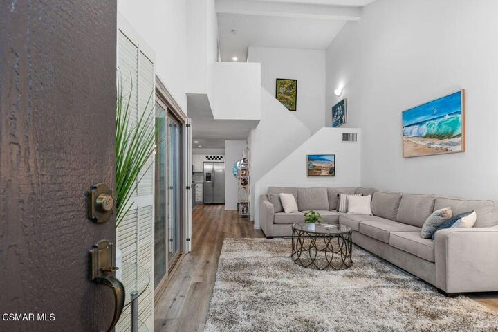 Property Photo: 174 Via Colinas CA 91362