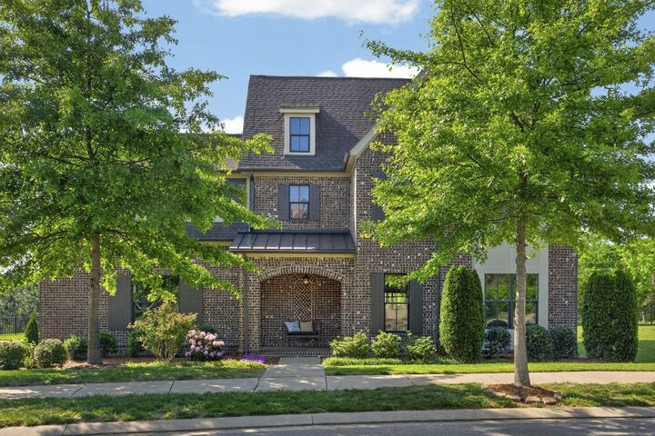 Property Photo:  929 Hornsby Dr  TN 37064 