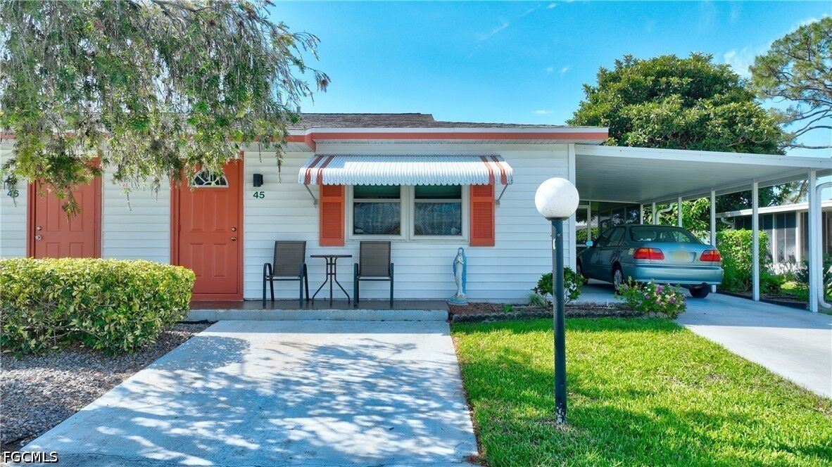Property Photo:  45 Desert Candle Circle  FL 33936 