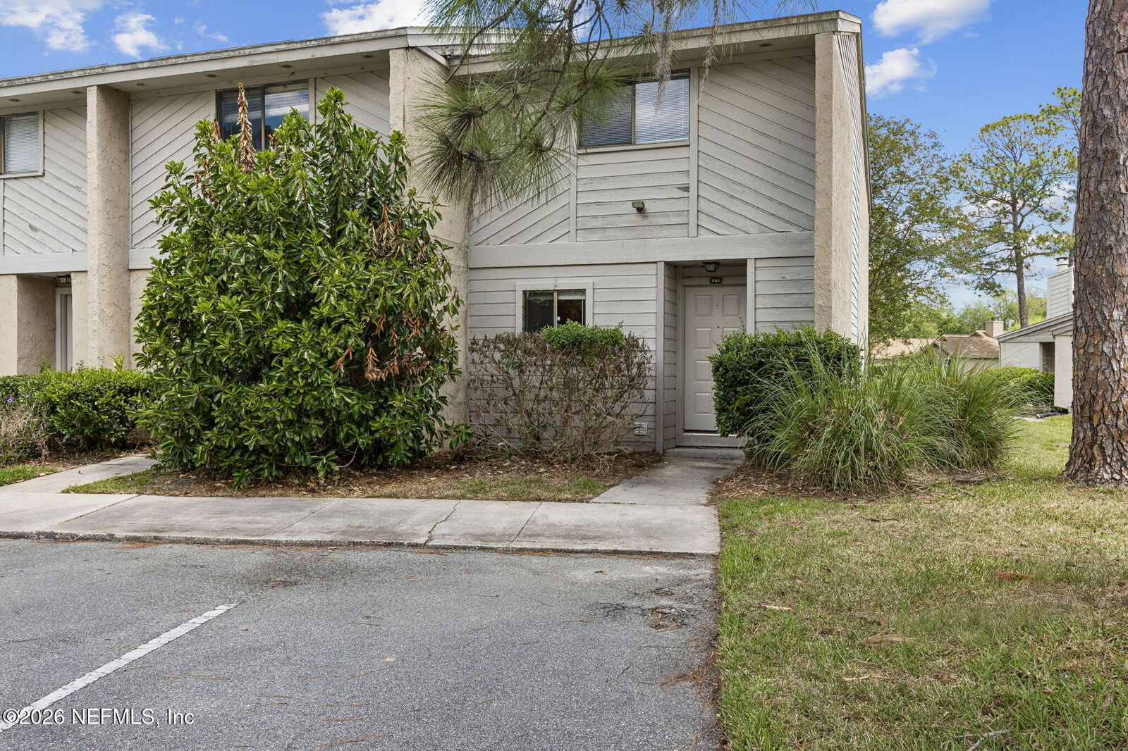 Property Photo: 3801 Crown Point Road 1184 FL 32257