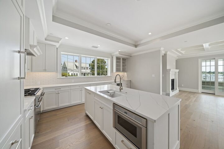 Property Photo:  124 Elm Street 205  MA 02025 