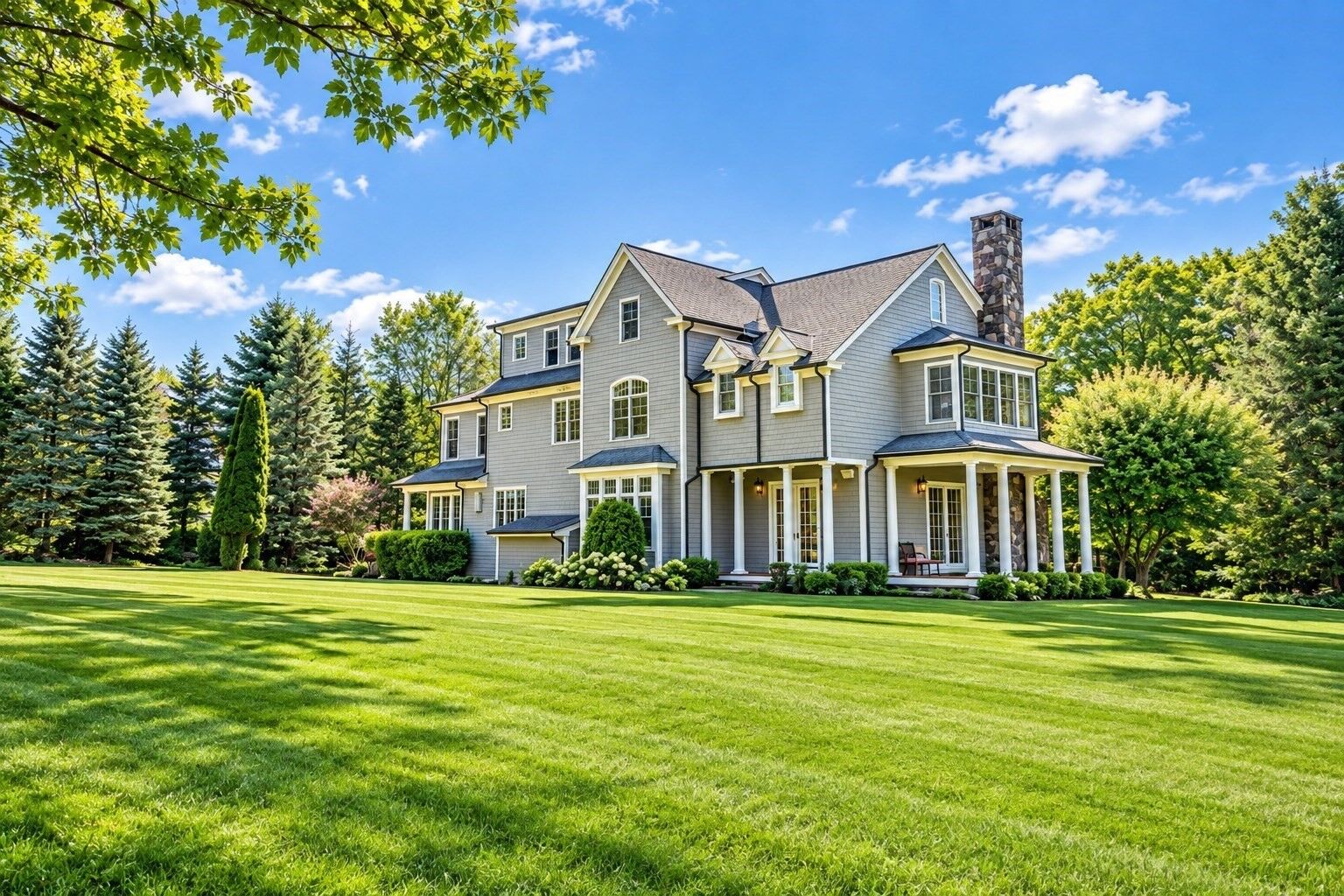 Property Photo:  2 Stonegate Ln  MA 02030 