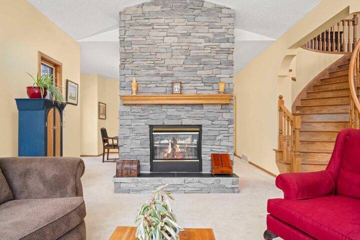 Property Photo:  7 Coyote Close  AB T0L 0K0 