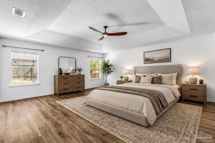 Property Photo: 1764 Condor Dr FL 32533