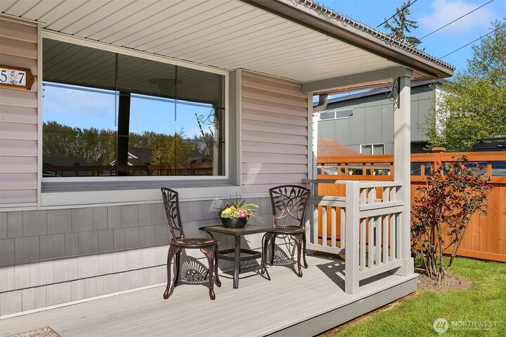 Property Photo:  5457  21st Avenue SW  WA 98106 