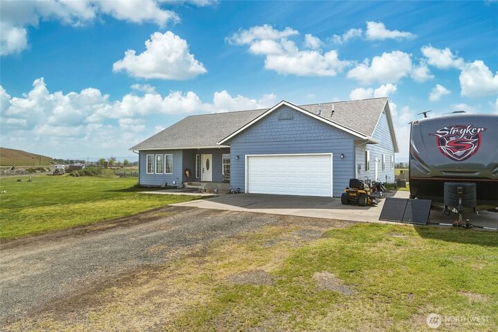 Property Photo:  219  Reeds Road  WA 99360 