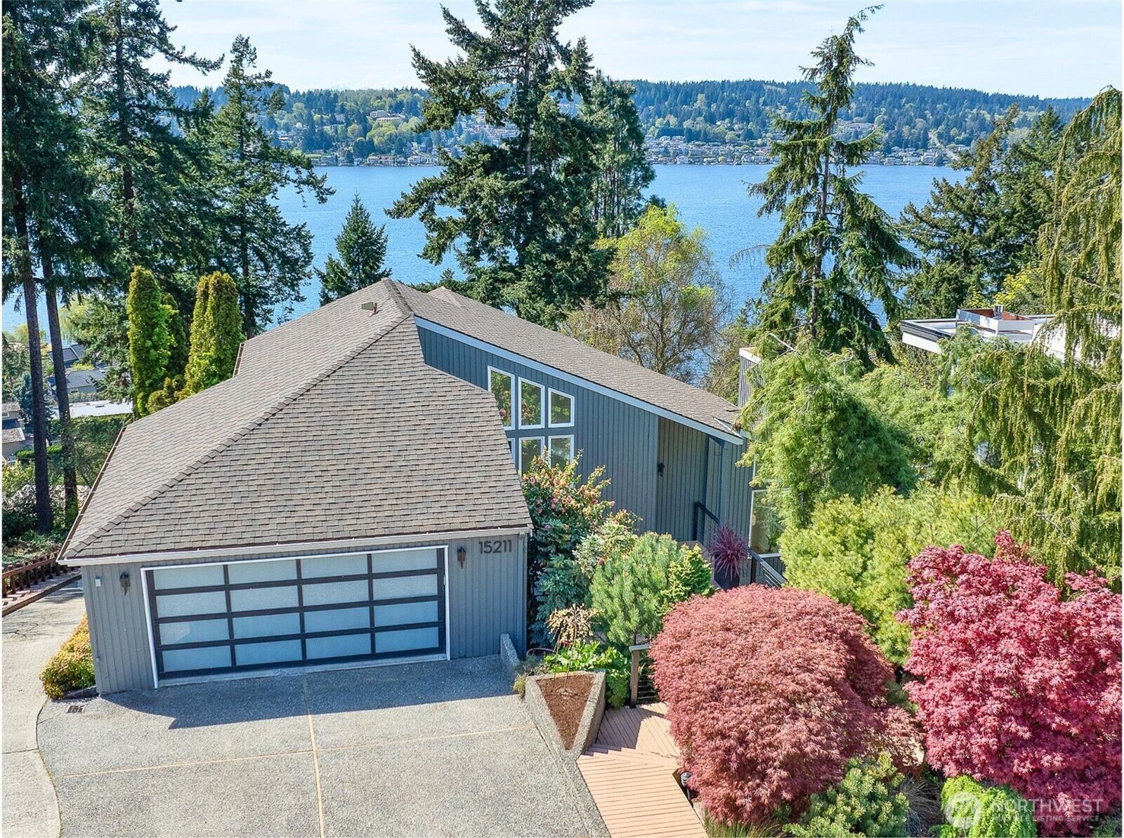 Property Photo:  15211  61st Place NE  WA 98028 