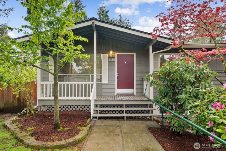 Property Photo:  3315 S 269th Street  WA 98032 
