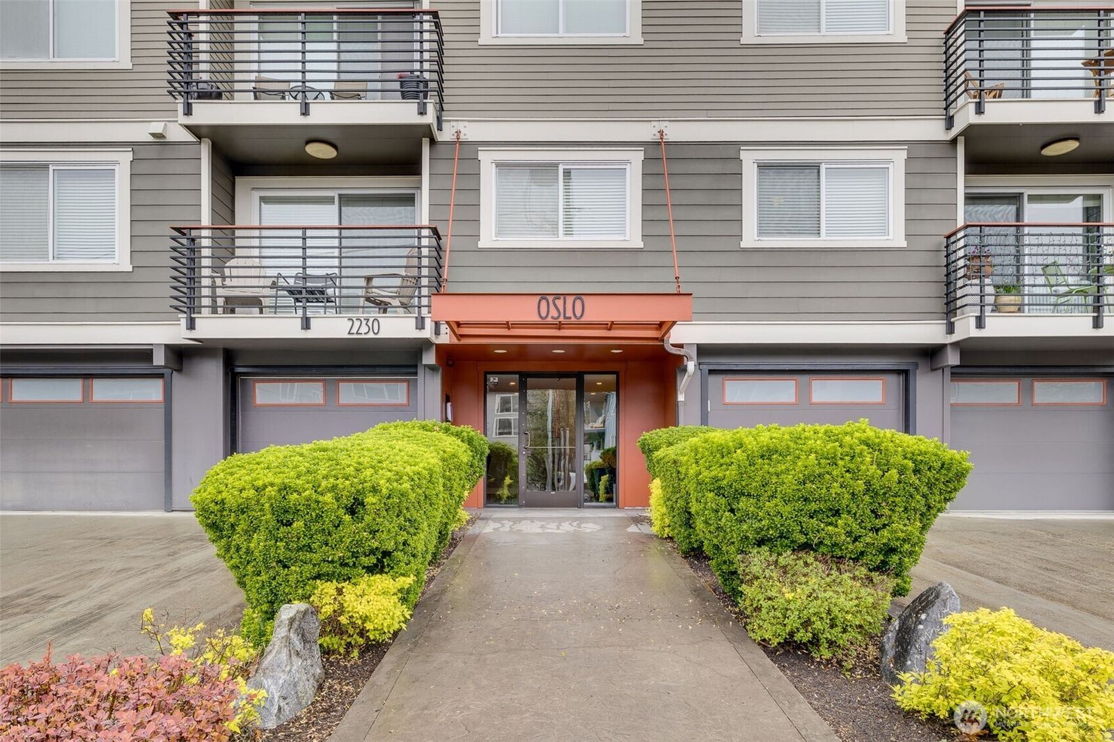 Property Photo:  2230 NW 59th Street 202  WA 98107 