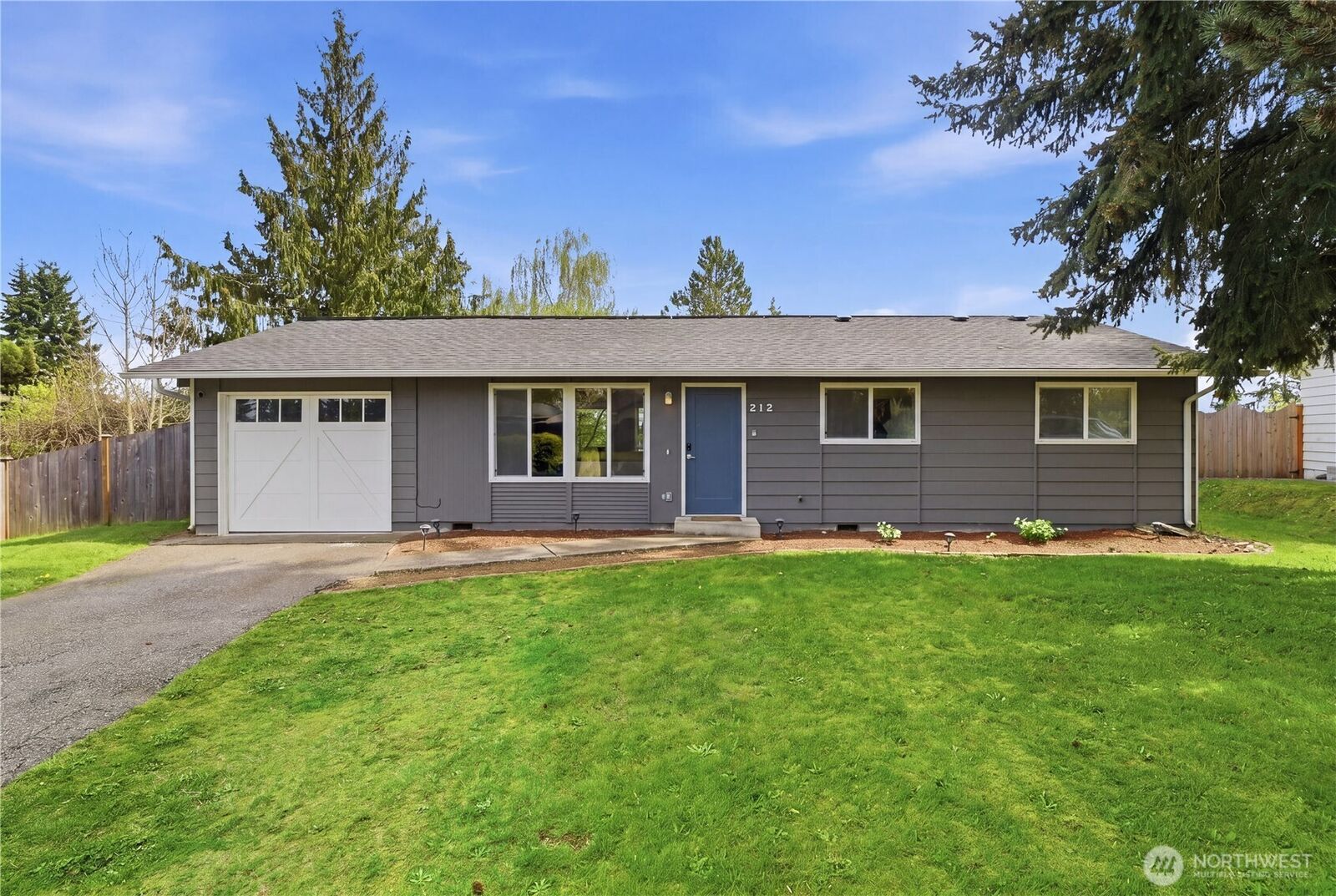 Property Photo:  212  76th Place SW  WA 98203 