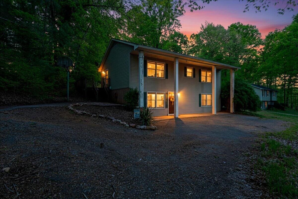 Property Photo:  2142 Brick Church Rd  VA 24151 