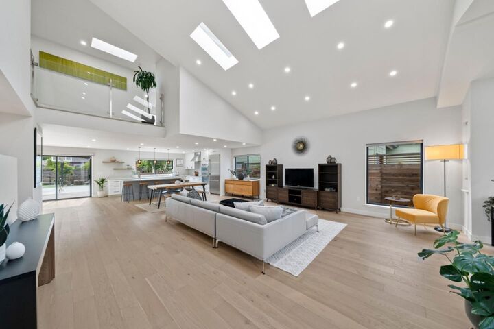 Property Photo:  754 Cordilleras Avenue  CA 94070 