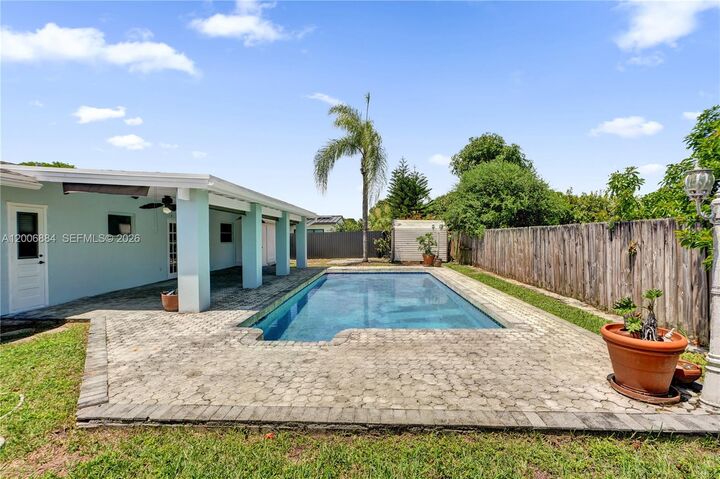 Property Photo:  10511 SW 124th Ave  FL 33186 