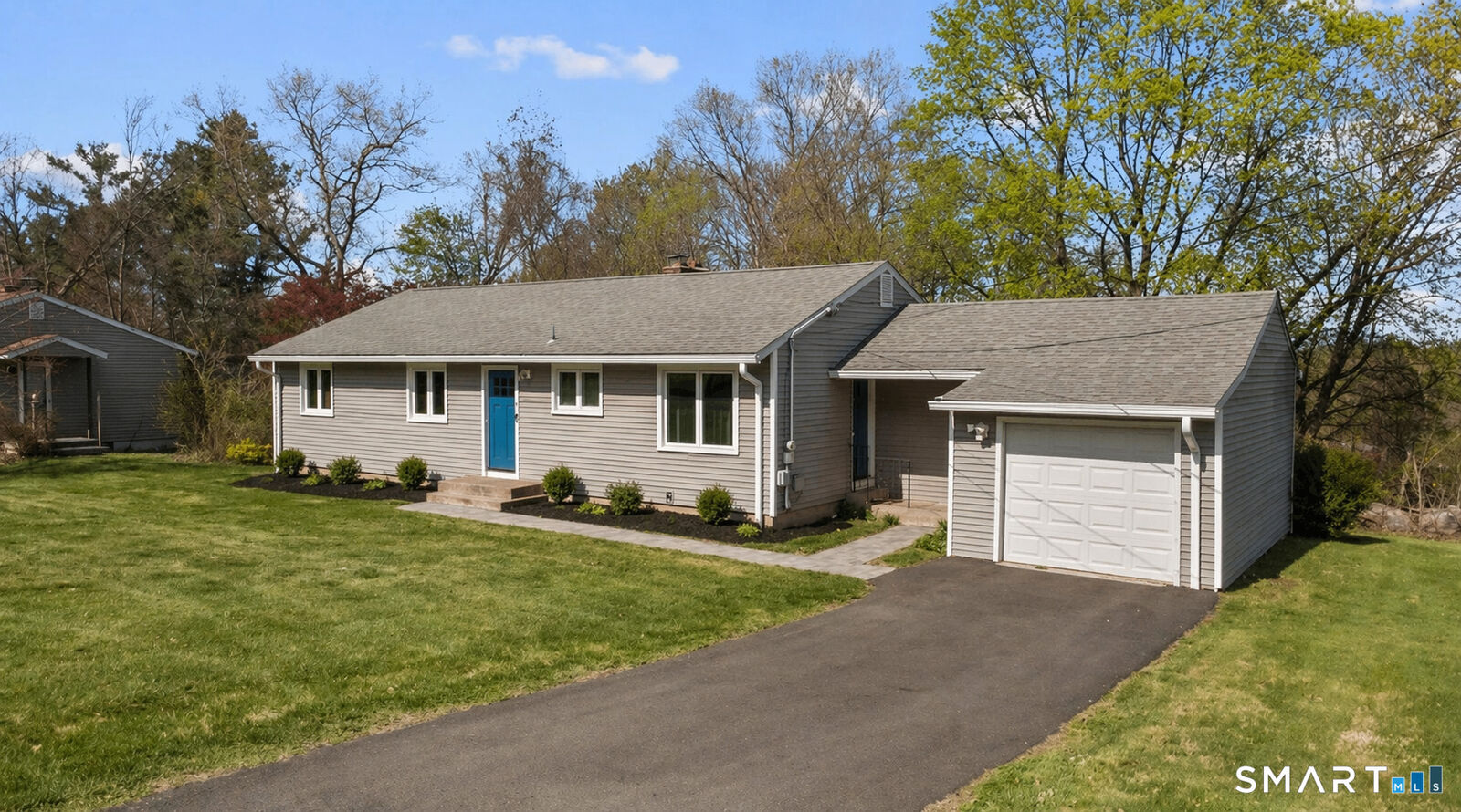 Property Photo:  35 Fans Rock Road  CT 06518 