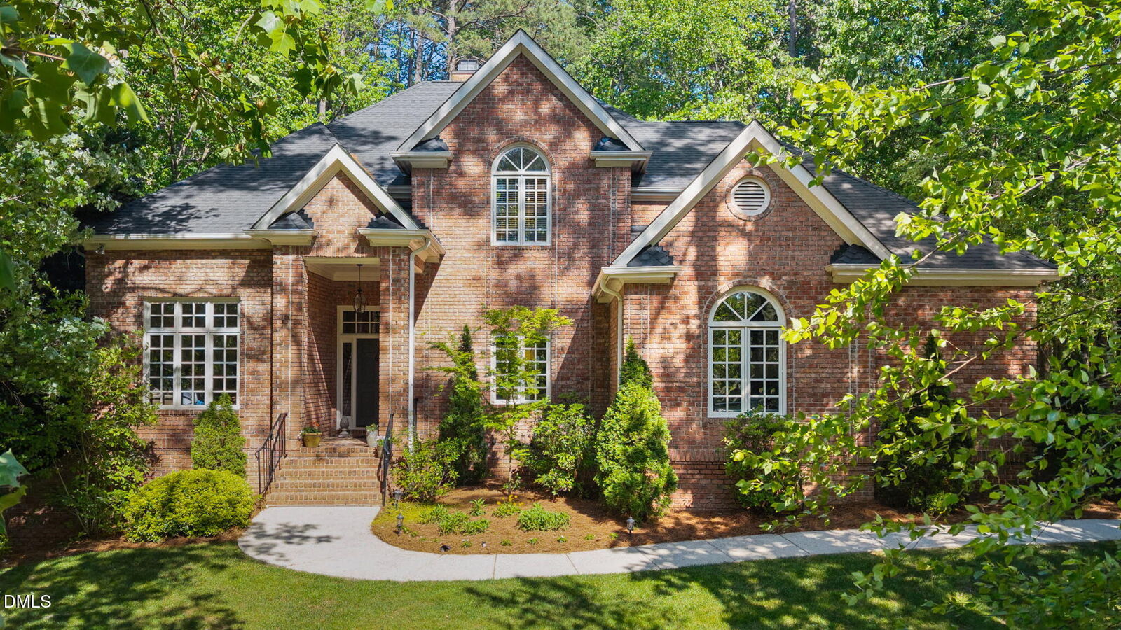 Property Photo:  102 Eyemouth Court  NC 27513 