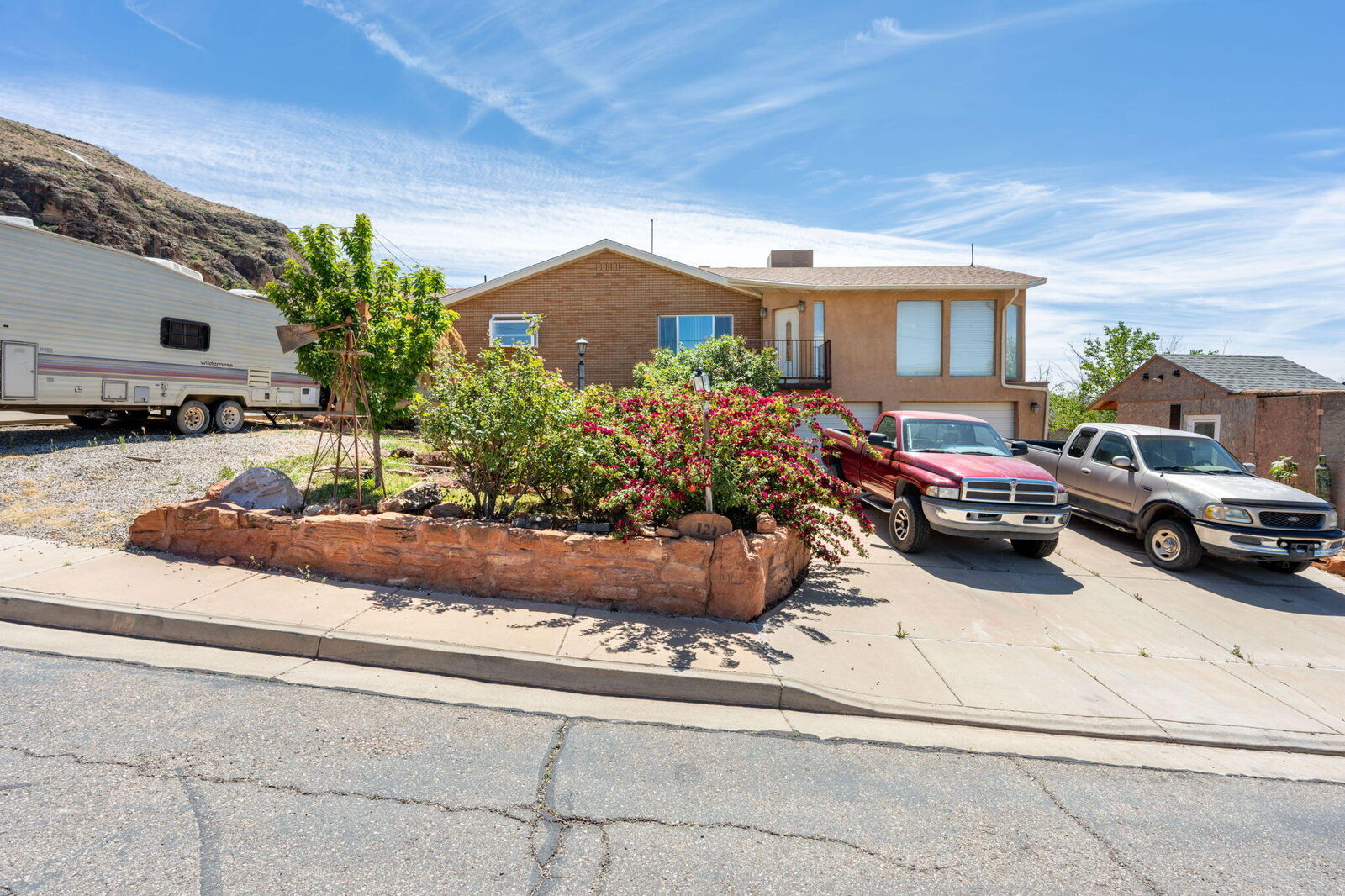 Property Photo:  121 N 100 E  UT 84745 
