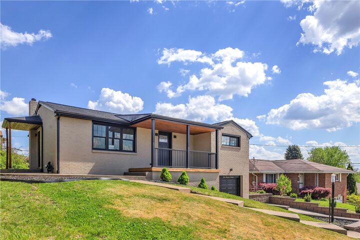 Property Photo:  113 Lincoln Ave  PA 15137 