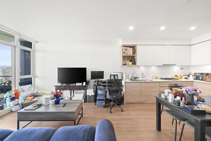 Property Photo: 585 Austin Avenue 1708 BC V3K 0G6