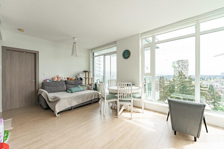 Property Photo: 6538 Nelson Avenue 1901 BC V5H 0G5