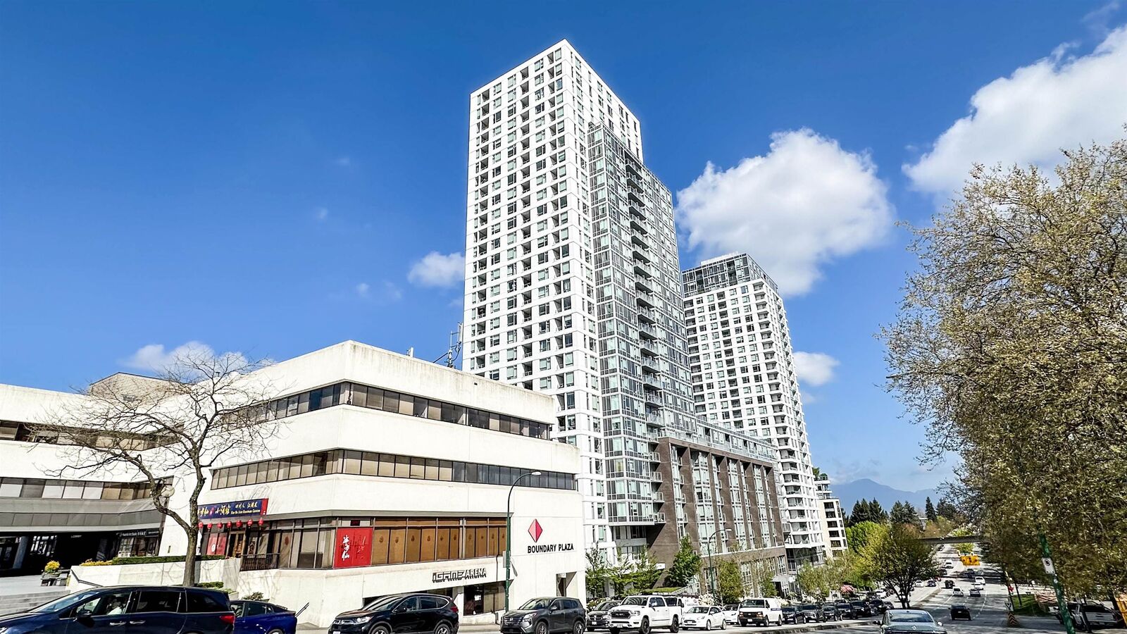 Property Photo:  5665 Boundary Road 2703  BC V5R 0E4 