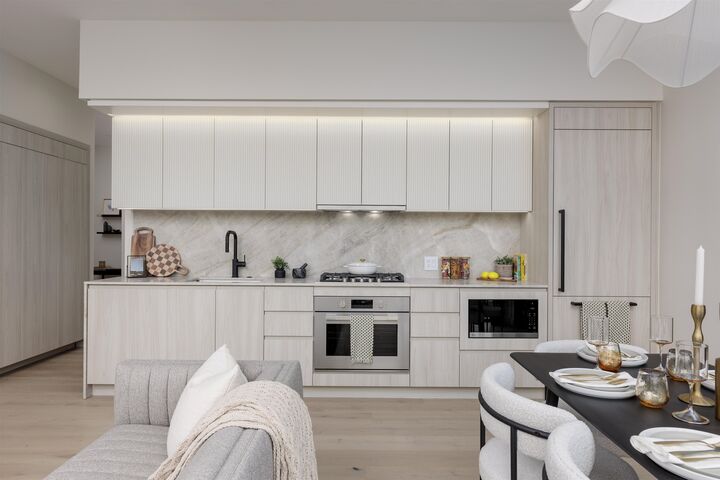 Property Photo: 688 W 57th Avenue 1108 BC V0V 0V0