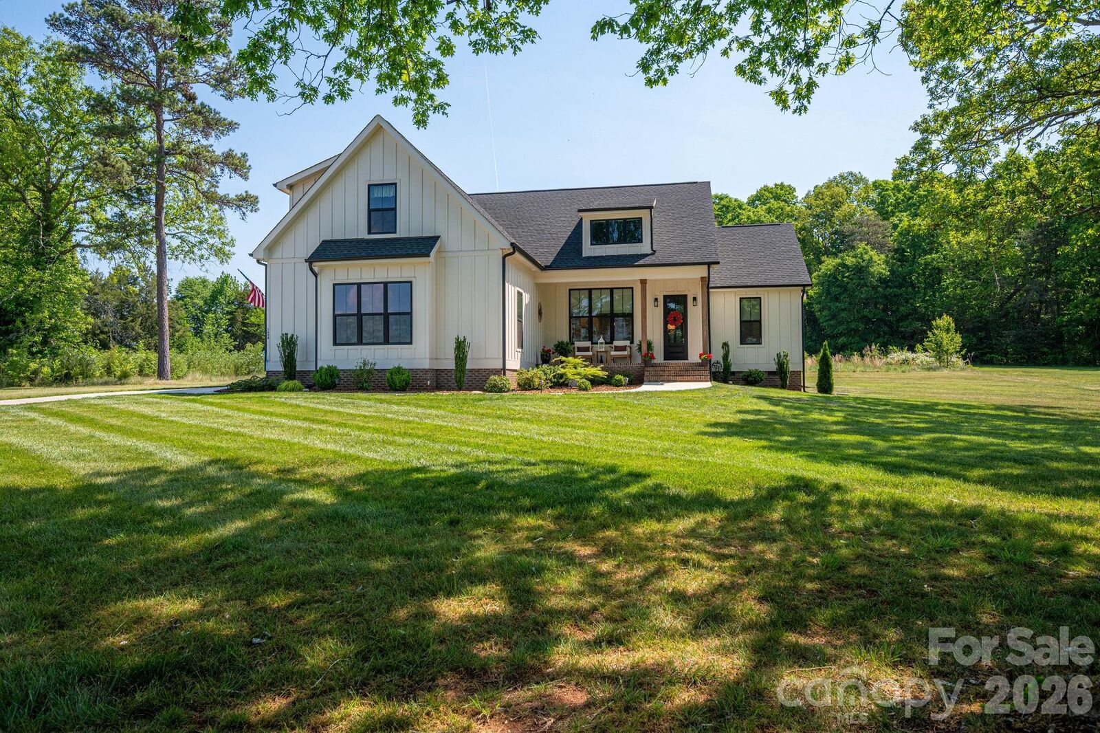 Property Photo:  1894 Cline Farm Road  NC 28092 