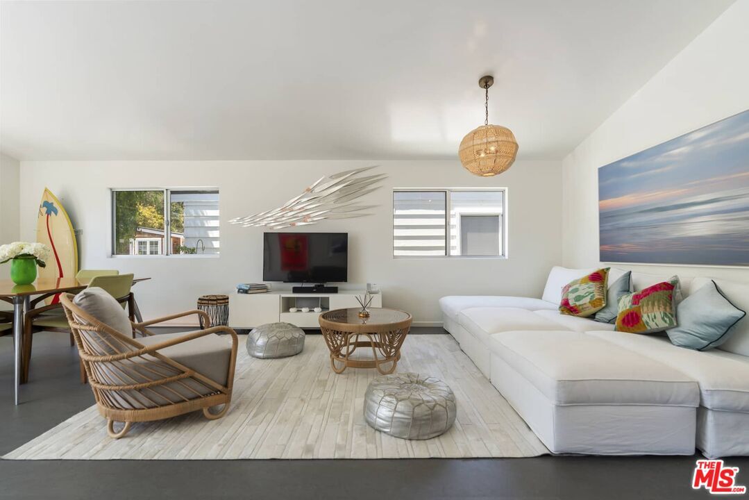 Property Photo:  29 Paradise Cove Rd  CA 90265 