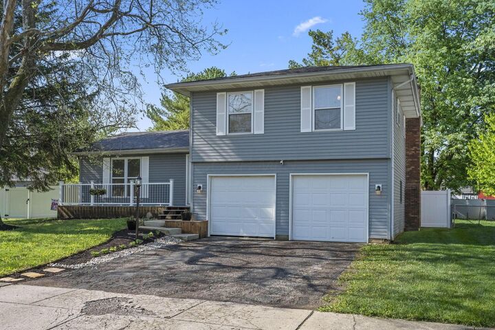 Property Photo:  1971 New Market Drive  OH 43123 