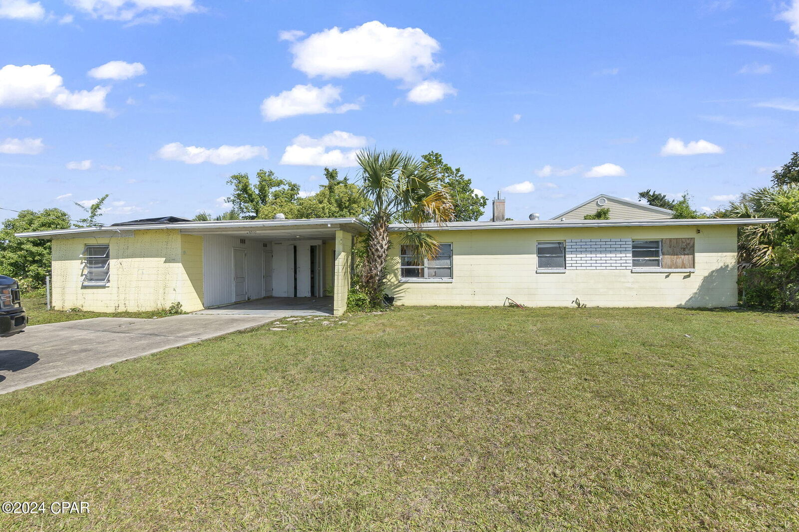Property Photo:  2200 W 20th Street  FL 32405 