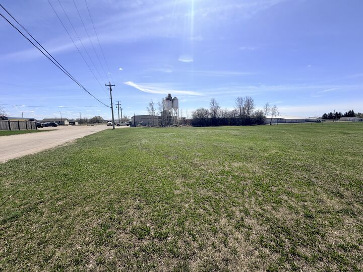 Property Photo:  48 St & 45th Ave  AB T0A 3A3 