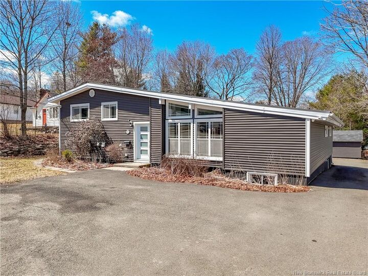 Photo de la propriété:  675 Smythe Street  NB E3B 3G2 