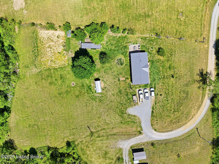 Property Photo:  40 Brandy Ct  KY 42754 