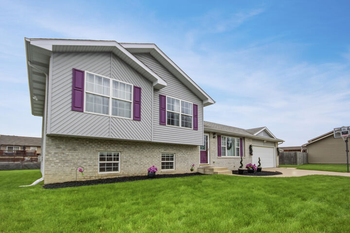 Property Photo:  7410 Longcommon Road  IN 46368 