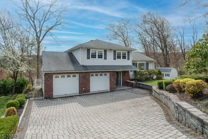 Property Photo:  20 Stony Hill Ct  NJ 07405 
