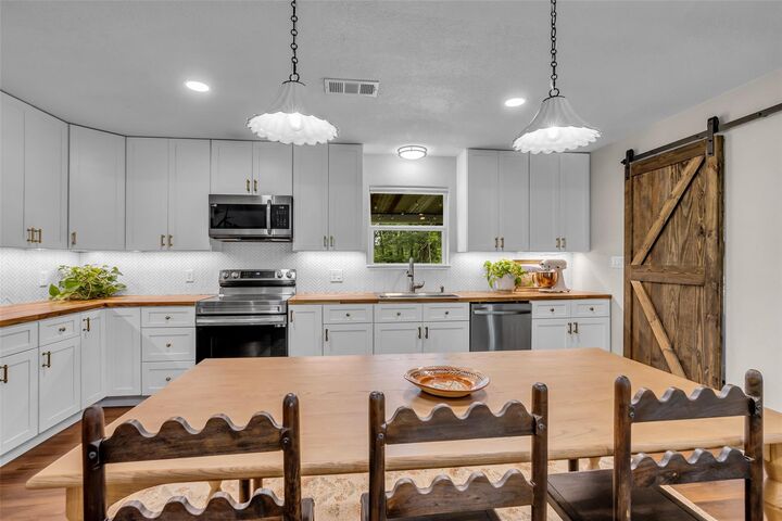Property Photo:  261 S Oakridge Drive  TX 77328 