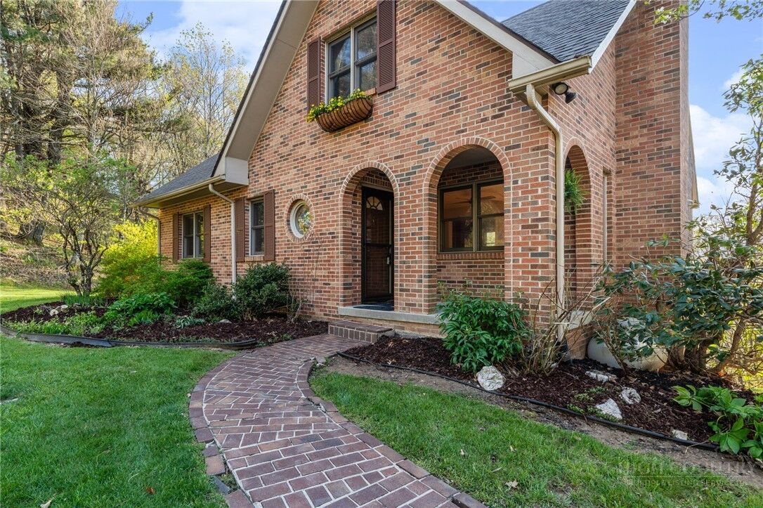 Property Photo:  222 Sorrento Drive  NC 28605 